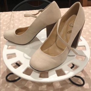 LC Lauren Conrad chunky heels